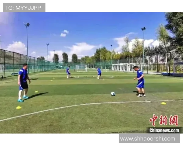 在城市角落中打造梦想足球场让每个孩子都能追逐足球的快乐