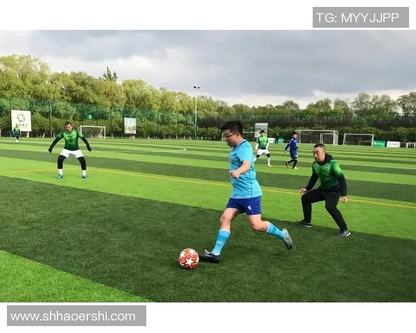 奥森足球培训助力青少年成长提升技艺与团队合作精神 奥森足球培训助力青少年成长提升技艺与团队合作精神